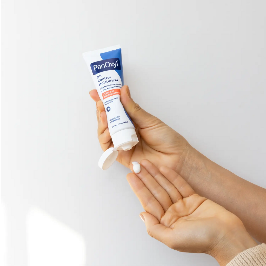 PanOxyl AM Oil Control Moisturizer.      1.7 oz